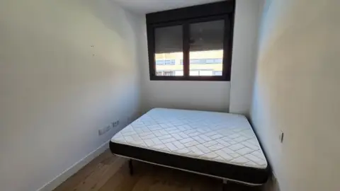 Habitación en calle José Escobar y Saliente