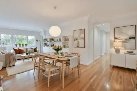 Piso en Angel Etorbidea