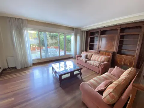 Casa adosada en calle de Lastetxe