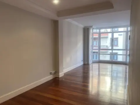 Piso en calle de Andrés Larrazabal