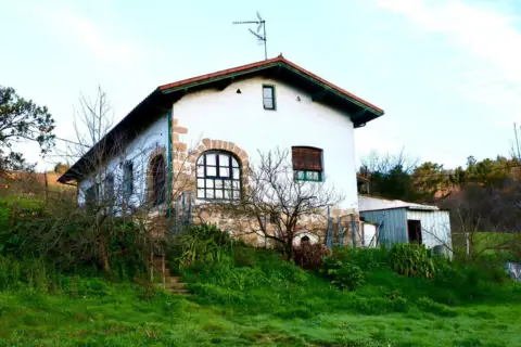 Finca rústica en Camino de Arzubi