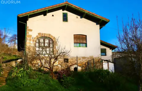 Finca rústica en Camino de Arzubi