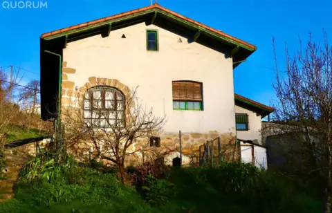 Finca rústica en Camino de Arzubi