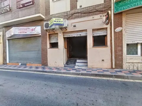 Local comercial en calle de Sevilla