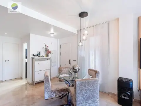 Casa pareada en calle de Muntasil