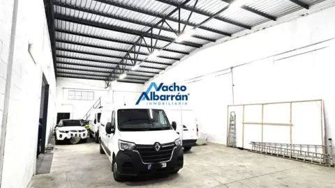 Nave industrial en San Fernando-Estación