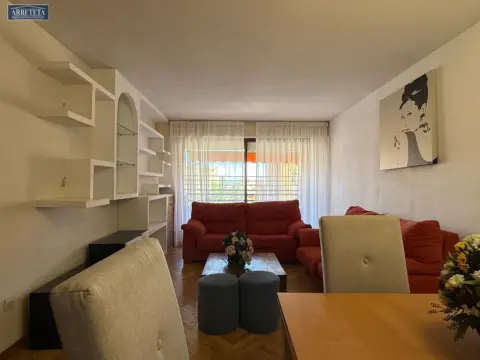 Piso en Avda. Castilla