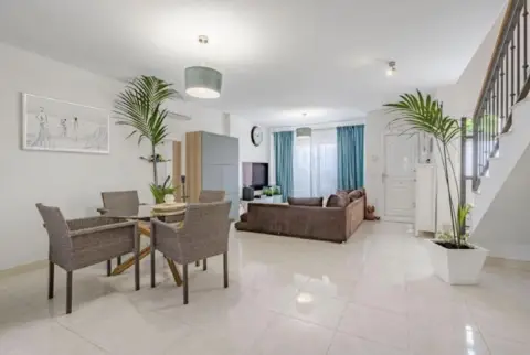 Chalet en Avenida Palm-mar