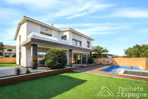 Chalet en Carrer de la Quilla