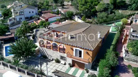 Chalet en Carrer d'Albinyana