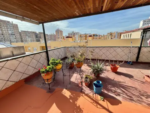 Casa adosada en Huelin-La Princesa-Jardín de la Abadía