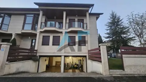 Chalet en calle Toxeiro