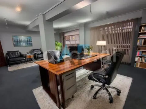 Oficina en calle de Florentino Cuevillas