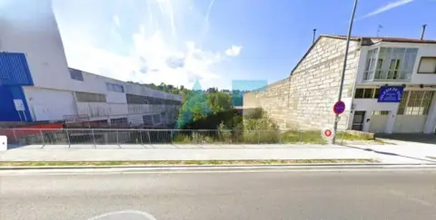 Terreno en calle de Seixalbo