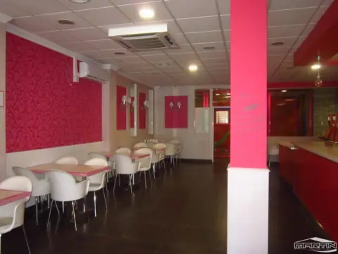 Local comercial en calle de la Estrella