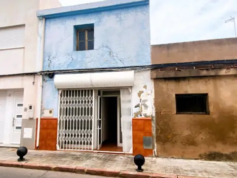 Casa en calle del Plus Ultra, 2