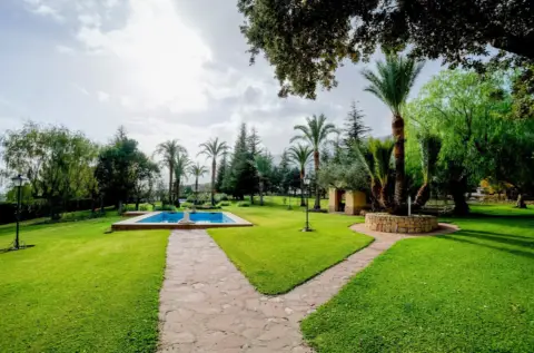 Chalet en Urbanizacion La Plana