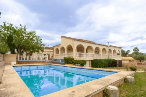 Chalet en Carrer Chulilla, 9