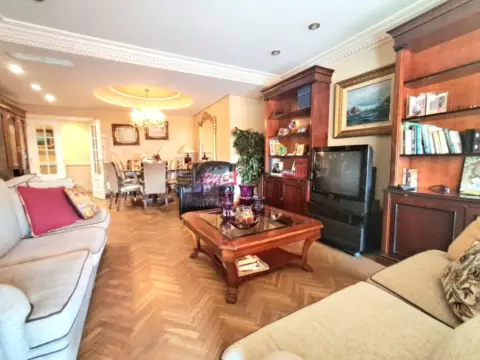 Piso en Avinguda de Catalunya, 16