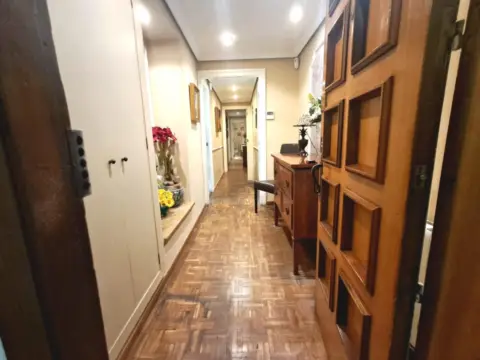 Piso en Avinguda de Catalunya, 16