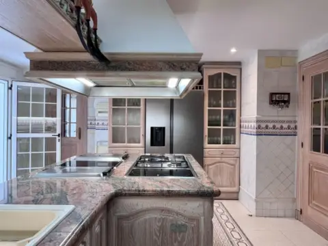 Chalet en Urbanització Bosque, 151