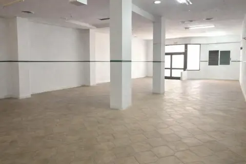 Local comercial en calle Jose Gascon Sirera, 45