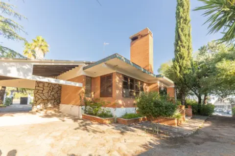 Chalet en Barrio de La Torreta