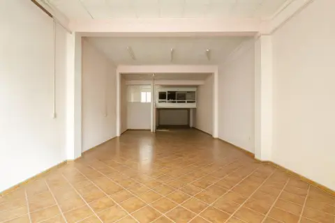 Local comercial en calle de los Pellers, 91