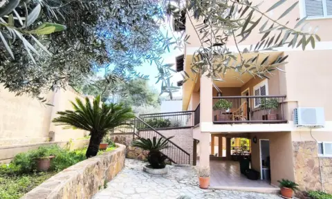 Chalet en calle Ocho - Urb. Monte Horquera, nº 42