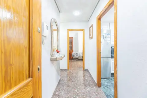 Apartamento en Carrer de Benicull de Xúquer, 1