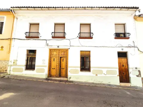 Casa en calle de los Reyes Católicos, 26