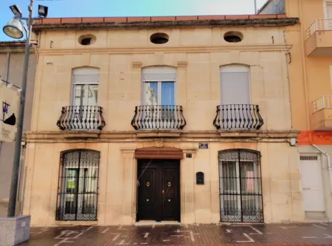 Casa en Avinguda del Passeig del Comtat, 21