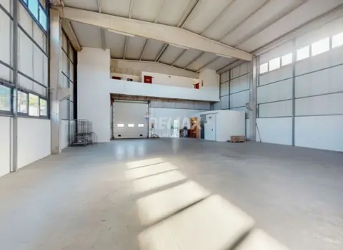 Nave industrial en Bajada a la Igrexa