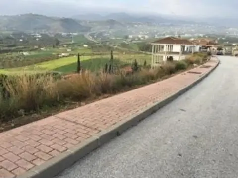 Terreno en calle Alondra