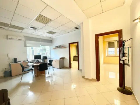 Local comercial en Constitucion
