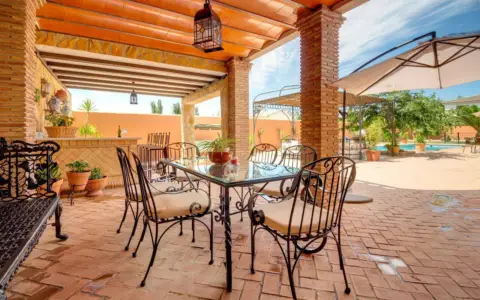 Chalet en Padul