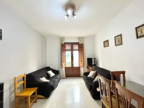 Piso en calle de Lucena