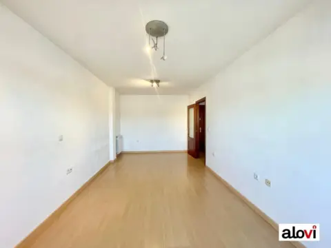 Piso en Avenida de Maracena