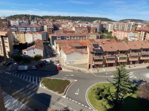 Piso en calle de la Legión Española