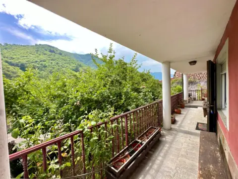 Chalet en calle Llanos