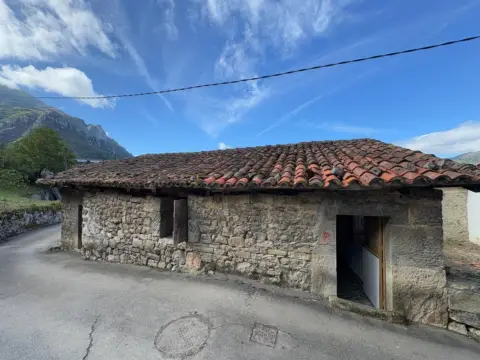 Casa en calle Serandi, nº 2