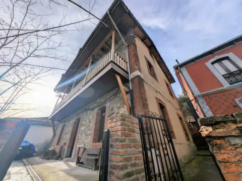 Chalet en Carretera General-Ujo