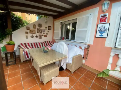 Casa adosada en Badia Blava-Badia Gran-Tolleric