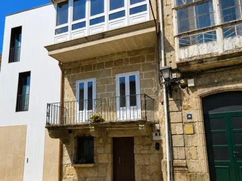Casa adosada en calle de Antonio Porrua