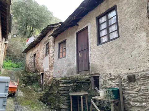 House in Valdecañada