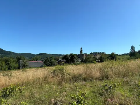 Terreno en Arganza