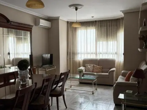 Piso en calle Andrés de Plasencia