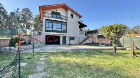 Chalet en calle Lugar Mallón