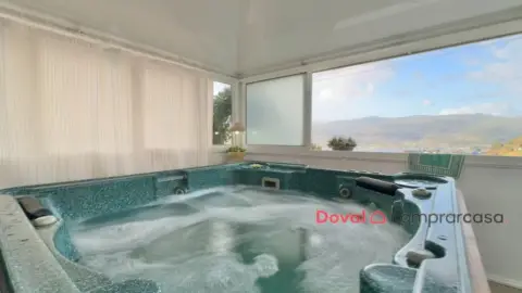 Casa en calle Mouriño-Chapela