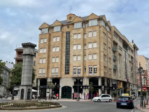 Piso en calle de la República Argentina